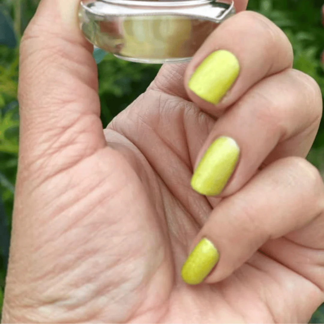 Daffodil - Classic Nail Powder - Image 5
