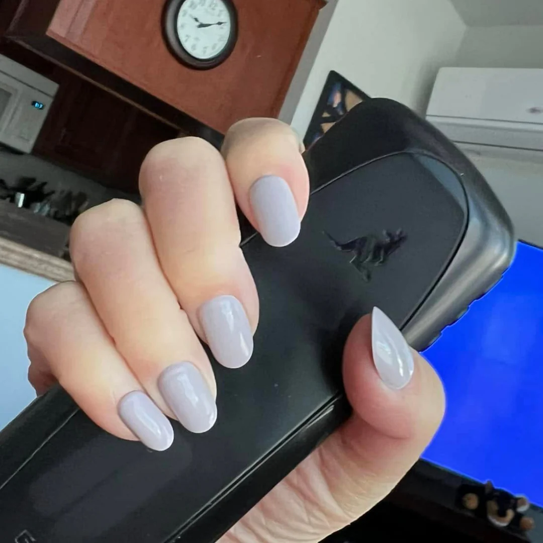Dove - Oval - Sustainable Nails - Image 2