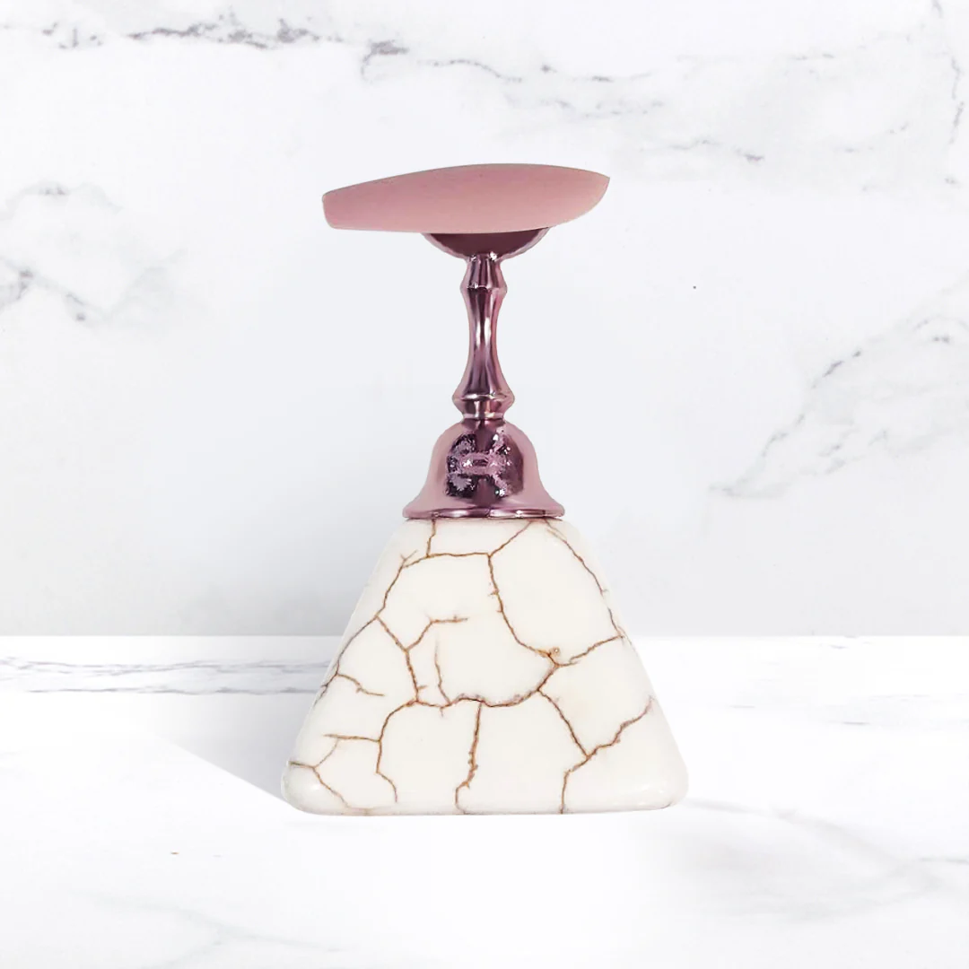 Sustainable Nails Stands - Image 3